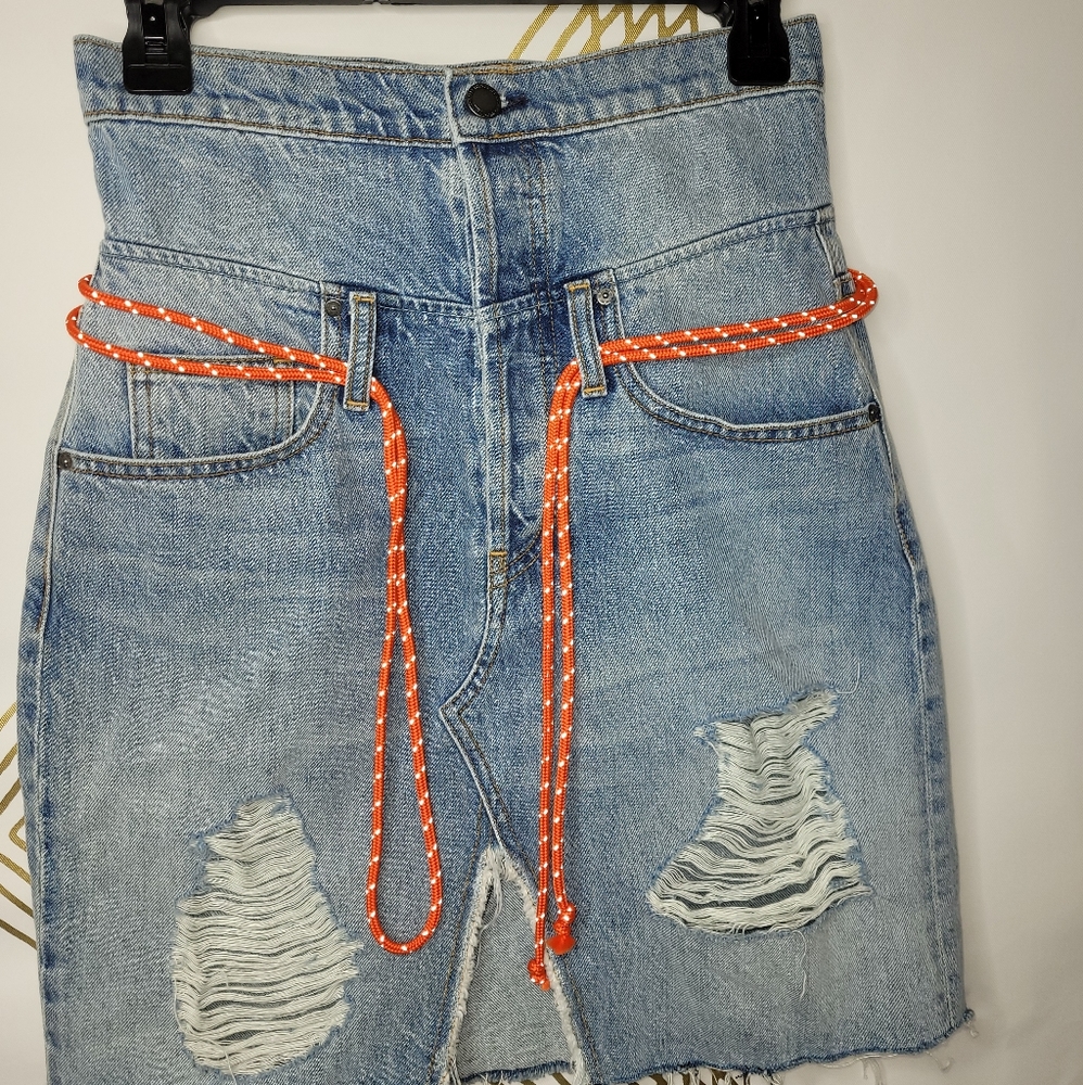 Hudson womens  skirt size 25